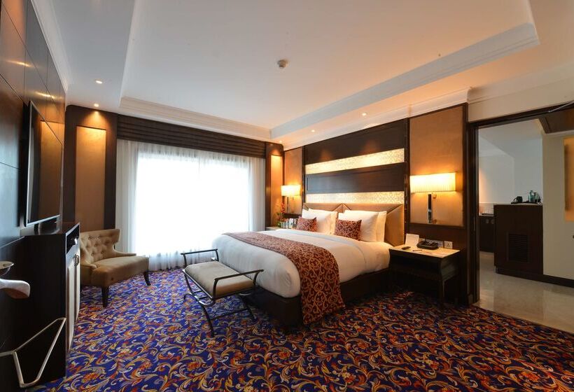 فندق Ramada Plaza Chennai
