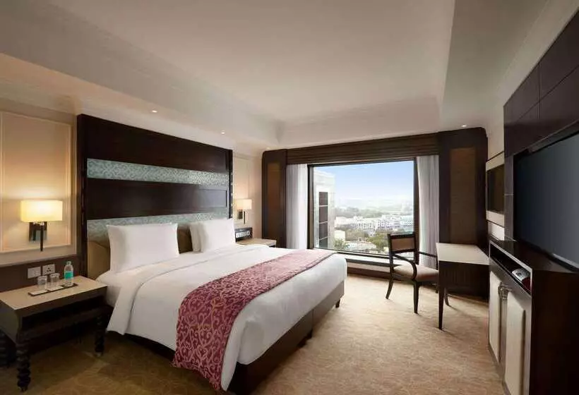 ホテル Ramada Plaza Chennai