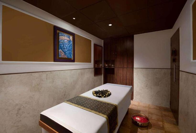 فندق Ramada Plaza Chennai