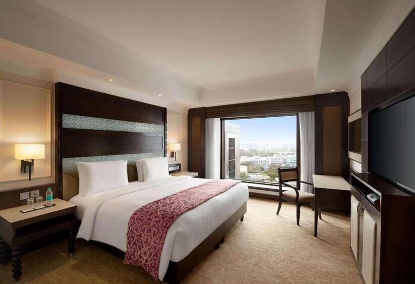 فندق Ramada Plaza Chennai