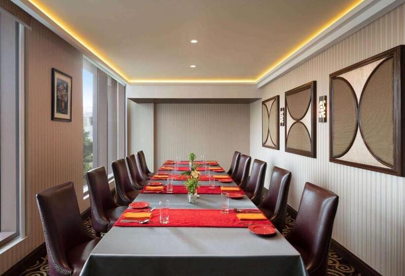 فندق Ramada Plaza Chennai