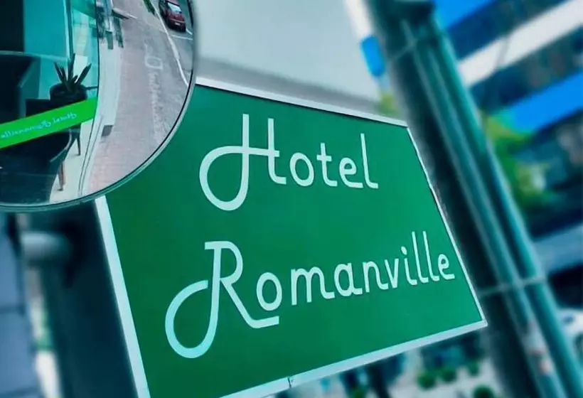هتل Romanville