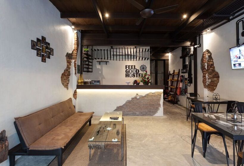 Feel Good Hostel