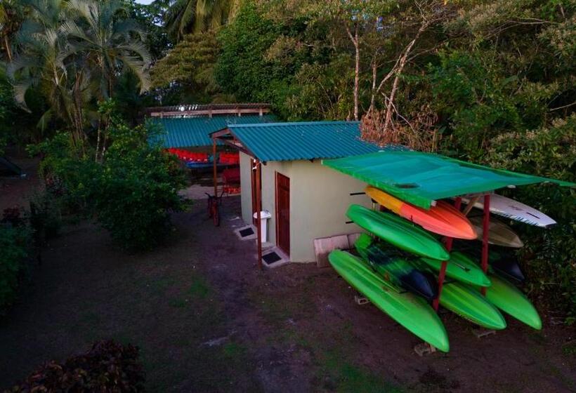 Hostel Tortuguero 7backpackers
