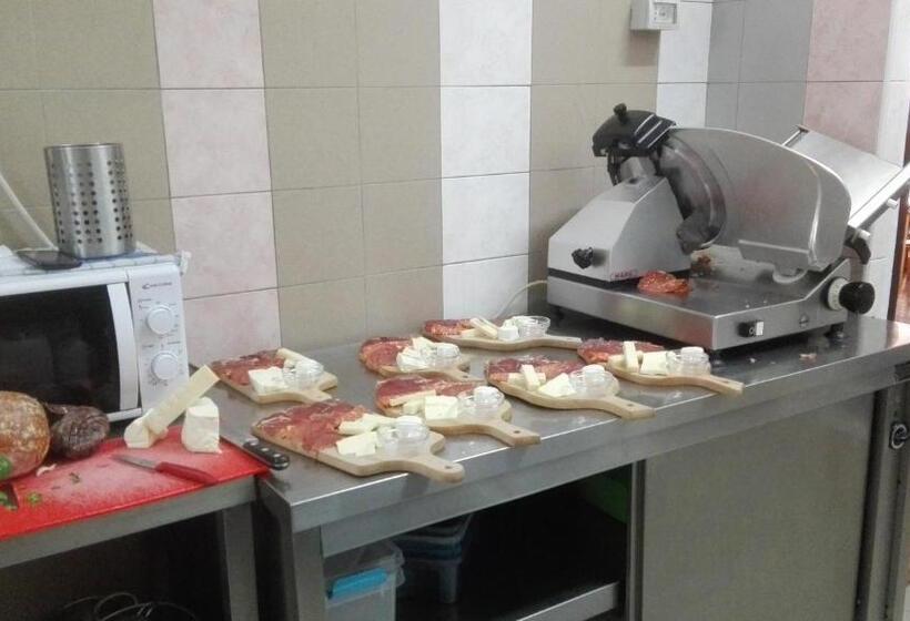 Otel La Locanda Di 1400