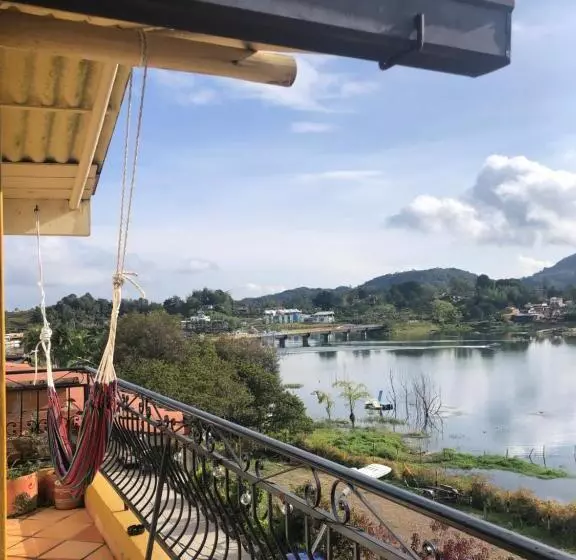 Lake View Hostel
