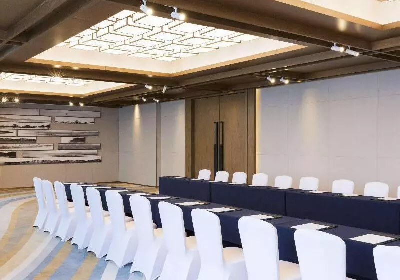 Novotel Rizhao Suning
