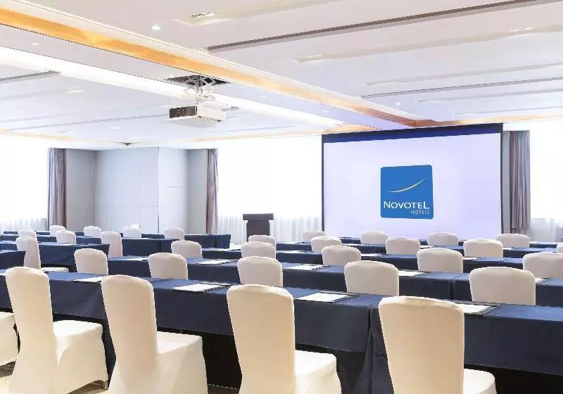 Novotel Rizhao Suning