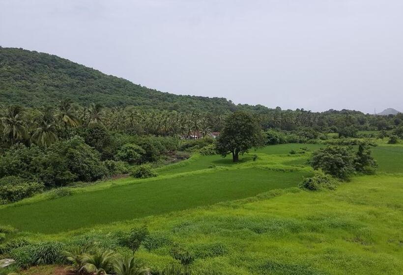 استراحتگاه Anand Agro Tourism Kashid