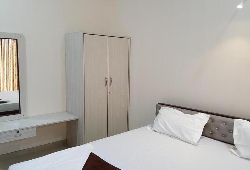 استراحتگاه Anand Agro Tourism Kashid