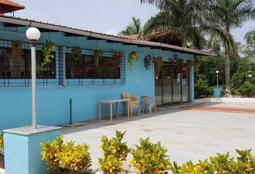 Lomakeskus Anand Agro Tourism Kashid