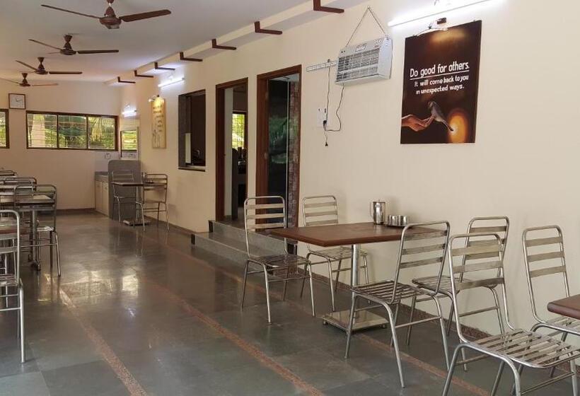 استراحتگاه Anand Agro Tourism Kashid