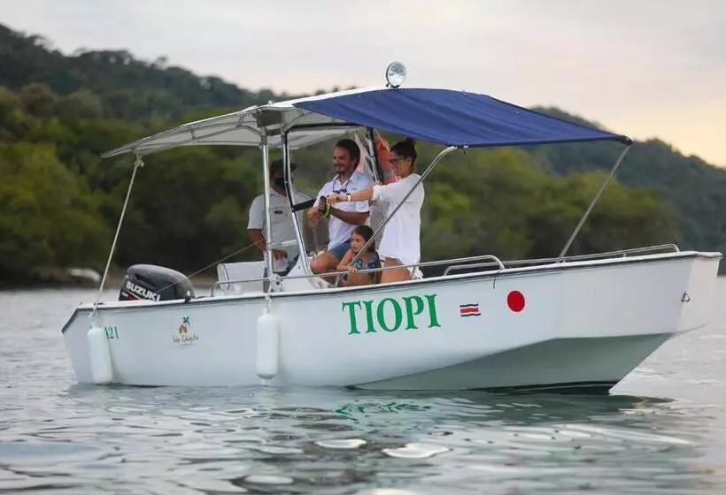 استراحتگاه Isla Chiquita Glamping
