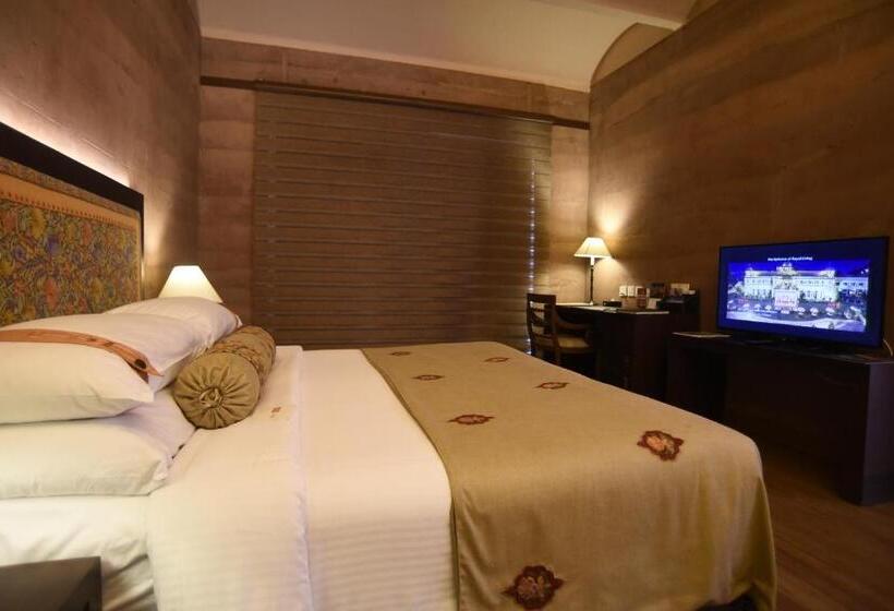 منتجع The Lalit Mangar