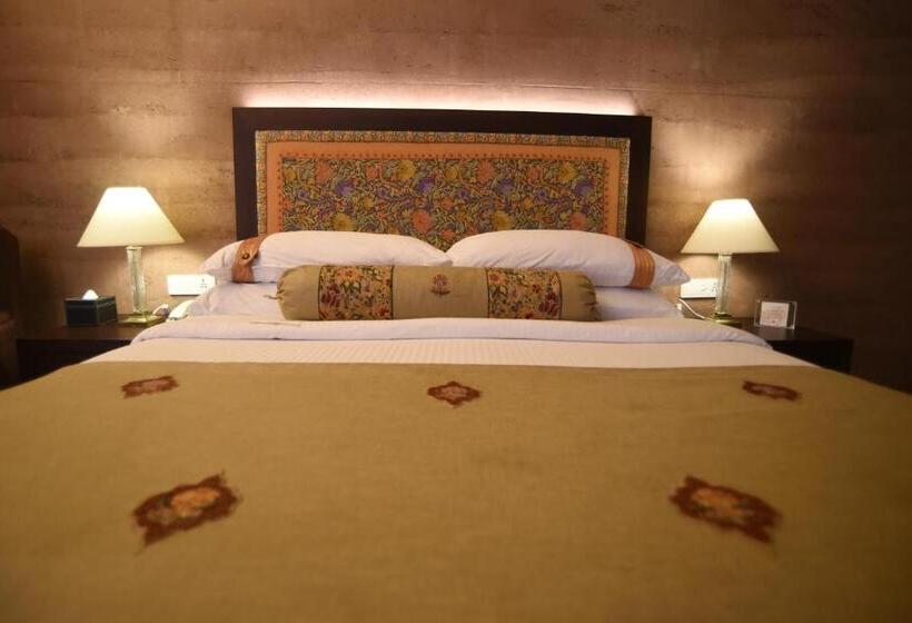 منتجع The Lalit Mangar