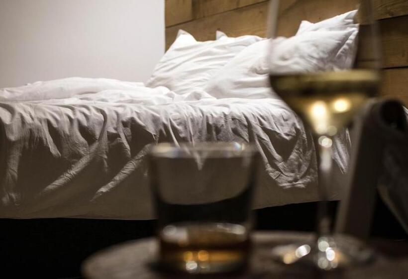 فندق The Mint Villa   Saint Vlas