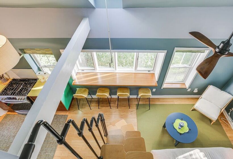 3 Mi To Boothbay Harbor: Coastal Colorful Home!