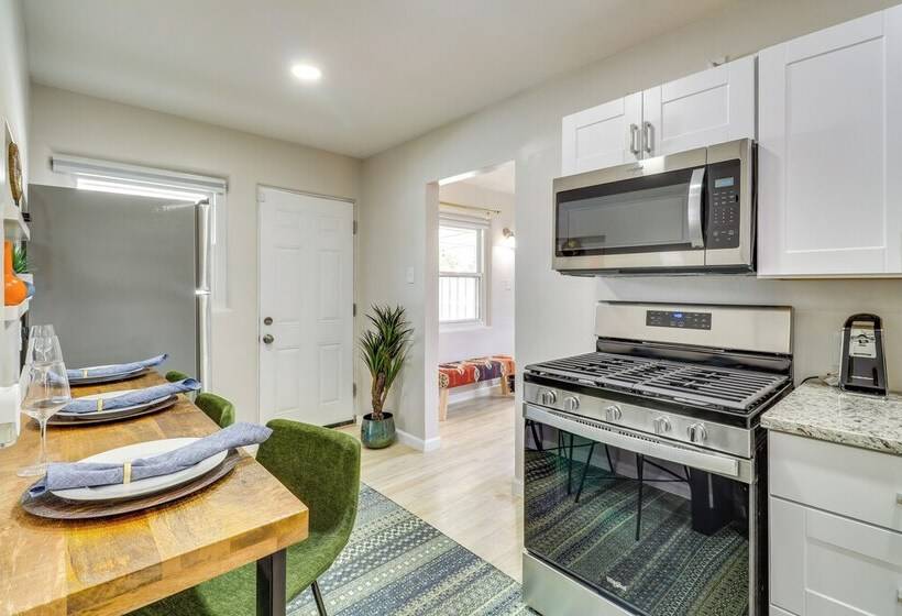 Albuquerque Retreat W/ Hot Tub Central Location!