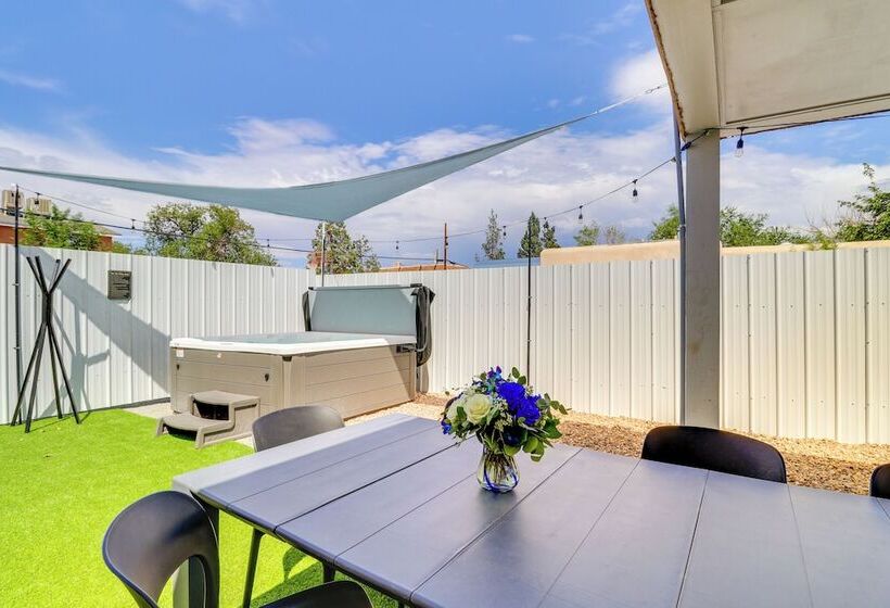 Albuquerque Retreat W/ Hot Tub Central Location!