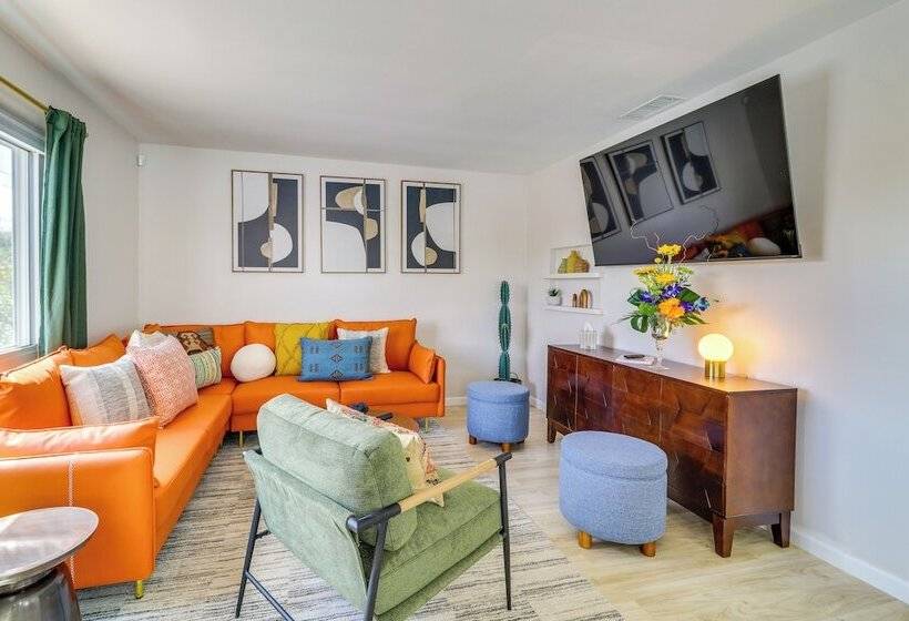 Albuquerque Retreat W/ Hot Tub Central Location!