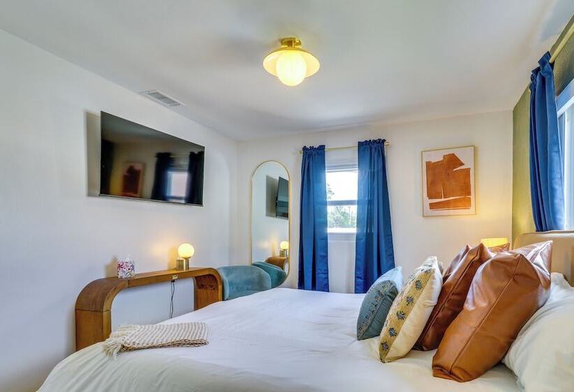 Albuquerque Retreat W/ Hot Tub Central Location!