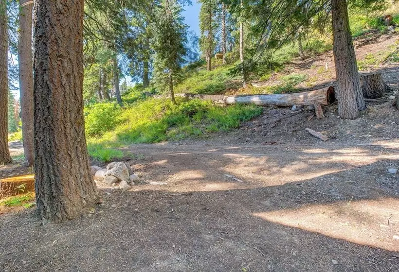 1 Mi To Skiing: Cabin W/ Deck In Bear Valley!