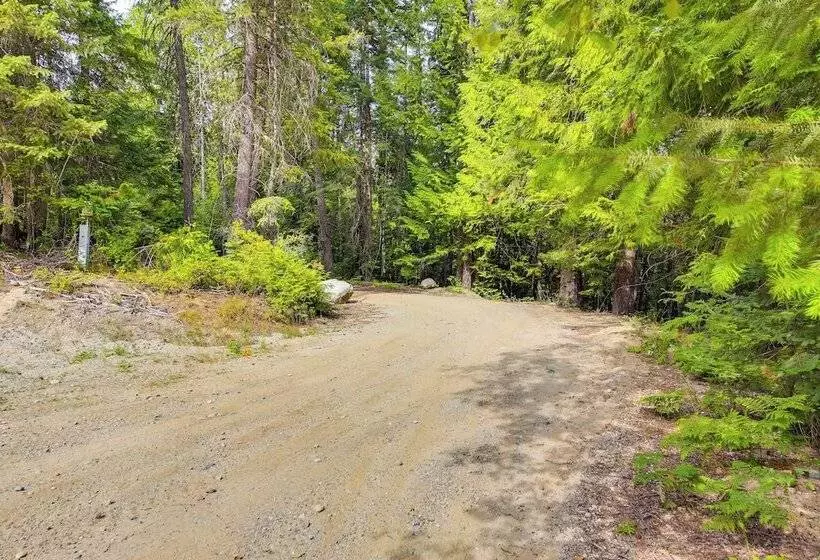 Cabin Near Lake Pend Oreille & Dtwn Sandpoint