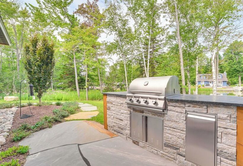 Cottage On Crooked River W/ Dock + Slip!