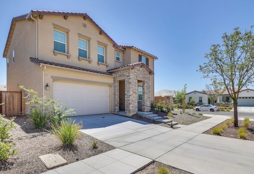 Friant Family Home < 11 Mi To Millerton Lake!