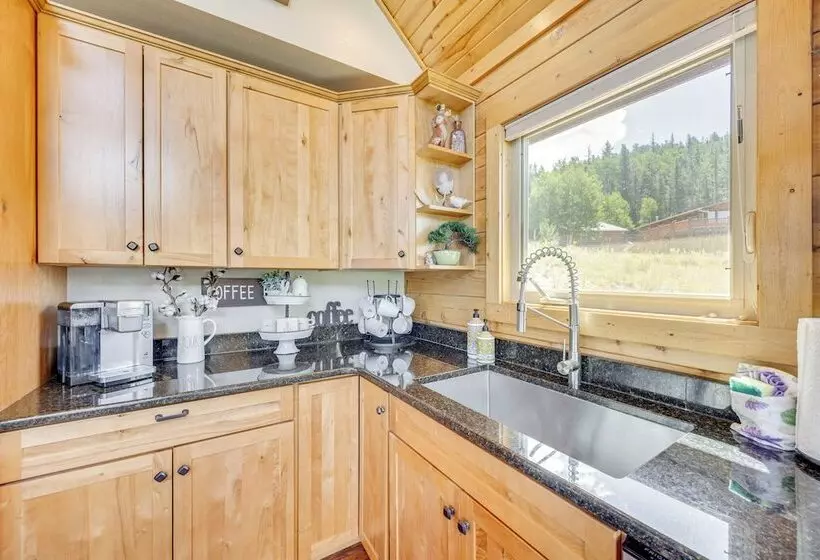 Lakefront Divide Cabin W/ Game Room!