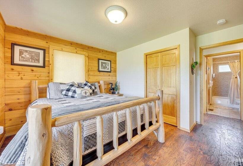 Lakefront Divide Cabin W/ Game Room!