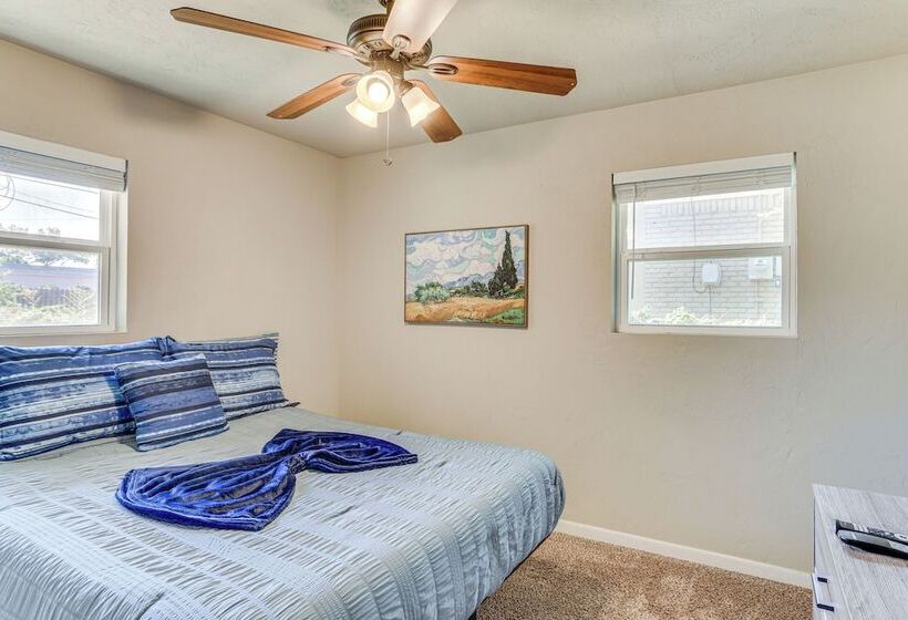 4 Mi To Museum Of The Great Plains: Lawton Home!