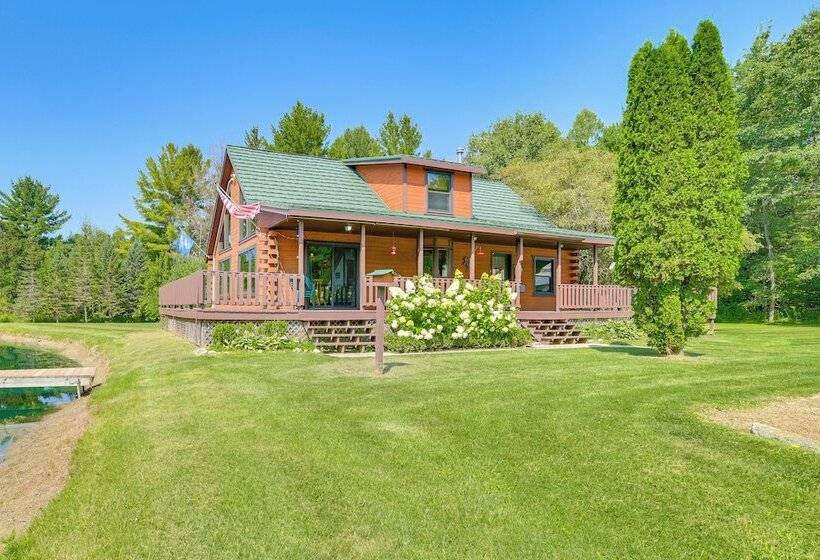 Michigan Cabin W/ On Site Fishing Pond & Deck