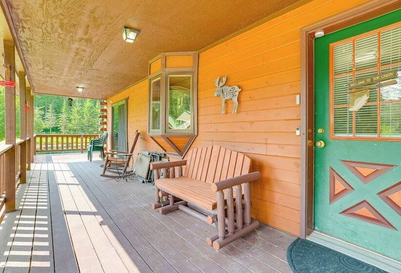 Michigan Cabin W/ On Site Fishing Pond & Deck