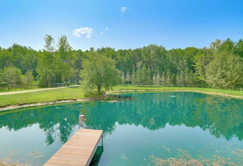 Michigan Cabin W/ On Site Fishing Pond & Deck