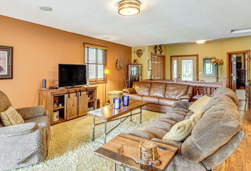 Minnesota Family Home On Sibley Lake!