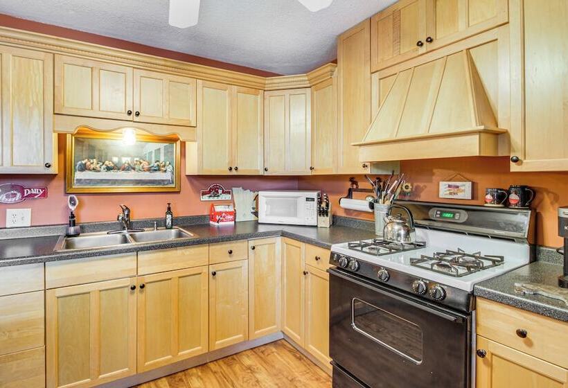 Minnesota Family Home On Sibley Lake!