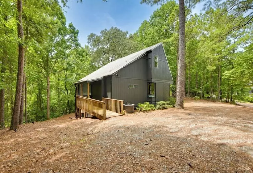 Screened Porch: Pet Friendly Dadeville Cabin!