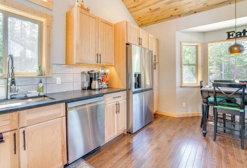 24 0082 Fairplay Cabin: Hike, Fish, Ski!