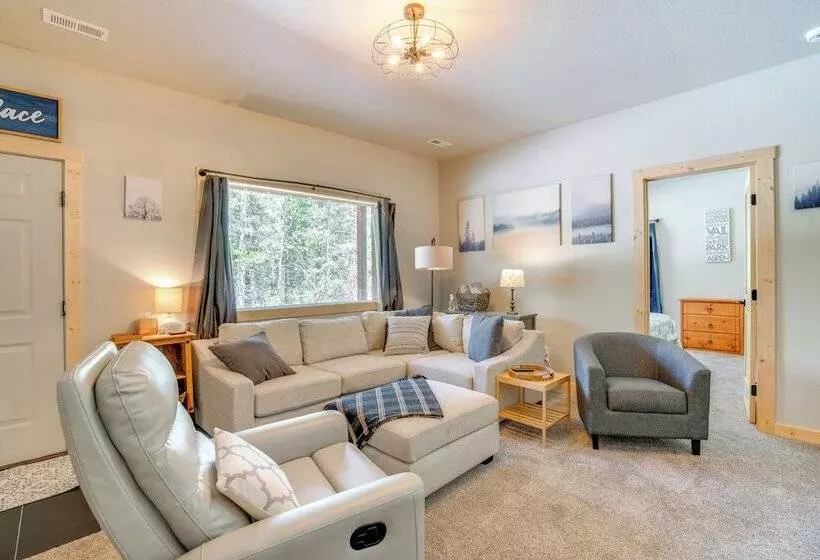 24 0082 Fairplay Cabin: Hike, Fish, Ski!