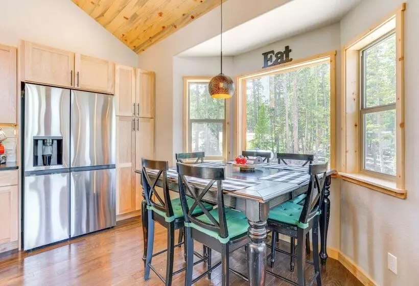 24 0082 Fairplay Cabin: Hike, Fish, Ski!