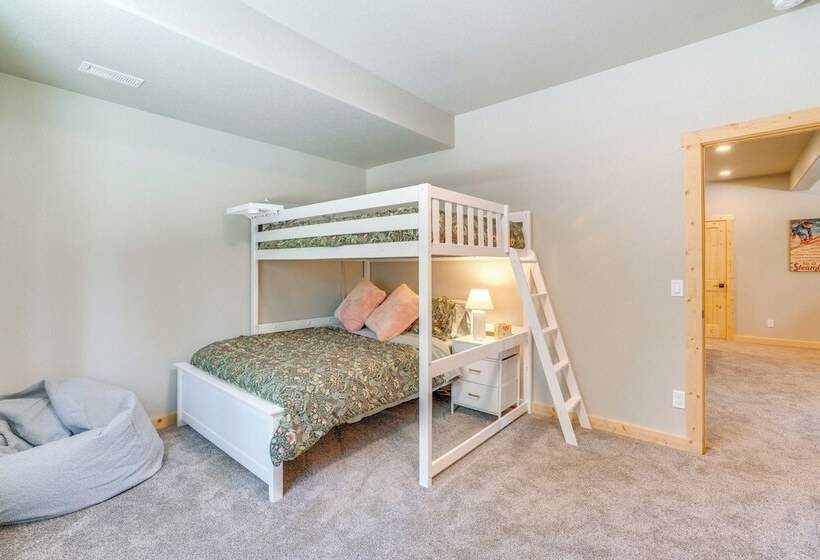 24 0082 Fairplay Cabin: Hike, Fish, Ski!