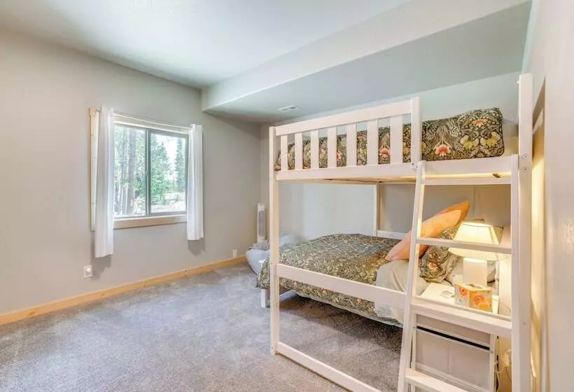 24 0082 Fairplay Cabin: Hike, Fish, Ski!