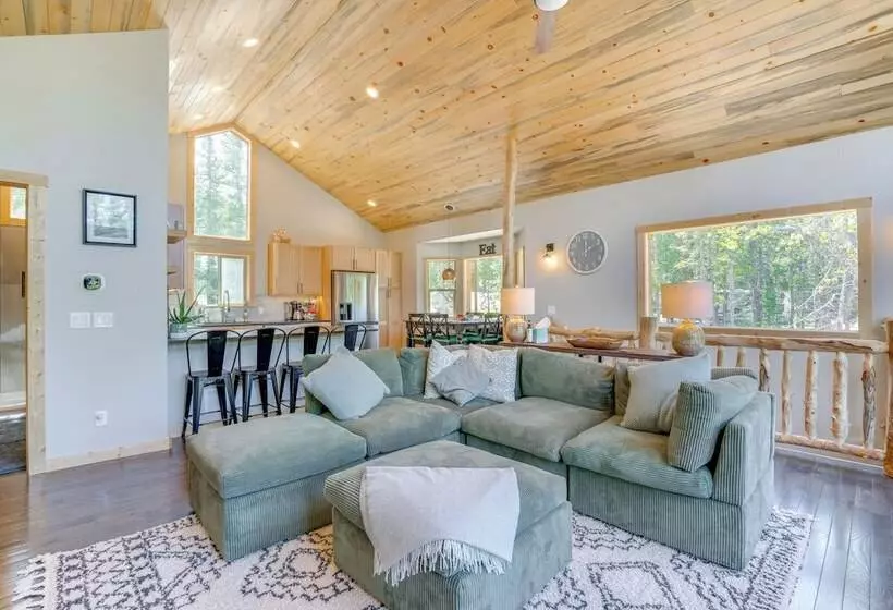 24 0082 Fairplay Cabin: Hike, Fish, Ski!