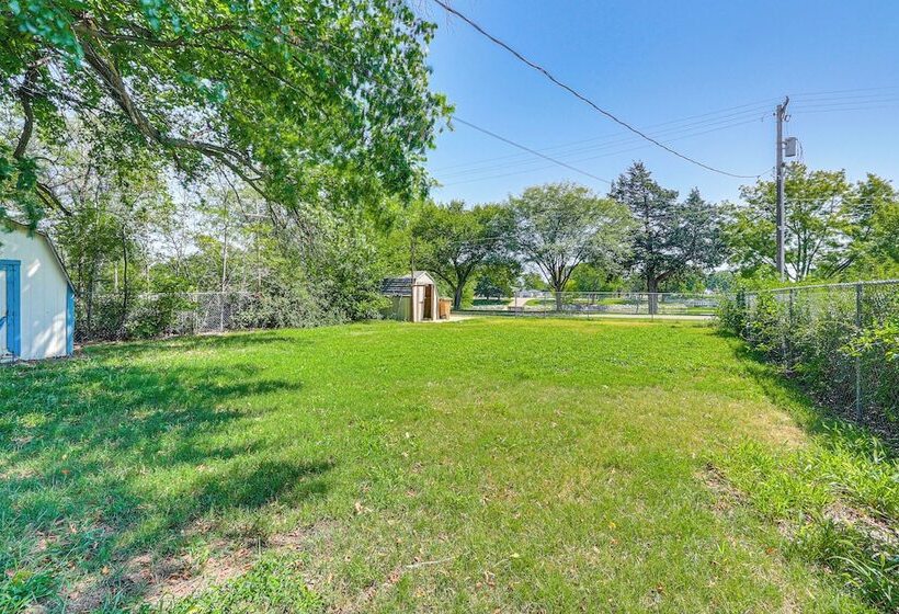 Sterling Home W/ Patio & Grill: 1 Mi To College!