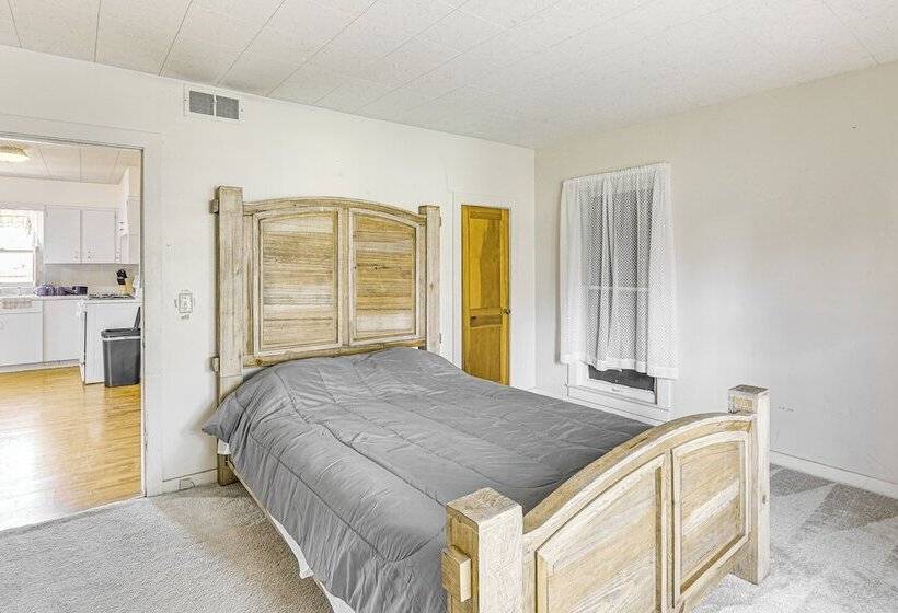 Sterling Home W/ Patio & Grill: 1 Mi To College!