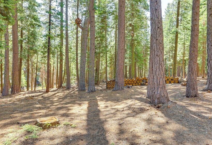 1 Mi To Beach: Tahoe City Retreat W/ Game Room