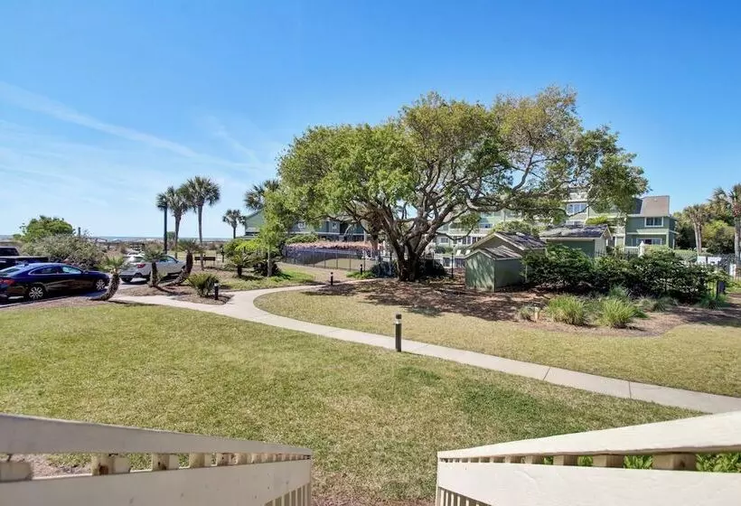 3c Mariners Walk By Avantstay Beach & Pool Access, Enclosed Porch