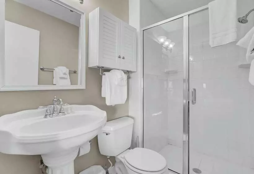 3c Mariners Walk By Avantstay Beach & Pool Access, Enclosed Porch