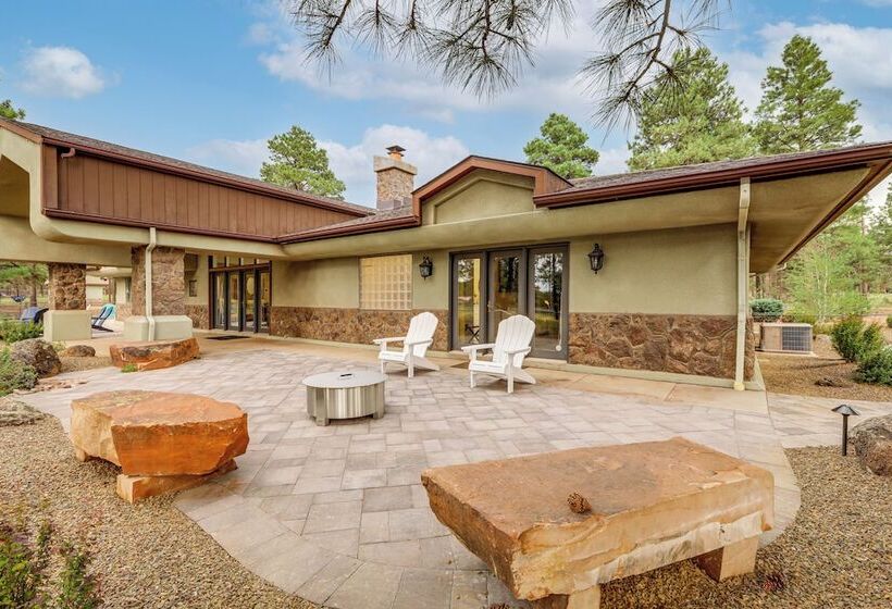 Deluxe Flagstaff Abode W/ Game Room & Outdoor Fun!